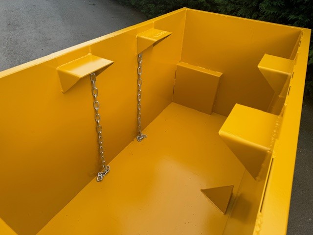 2cu m Drop Bottom Stillage 2